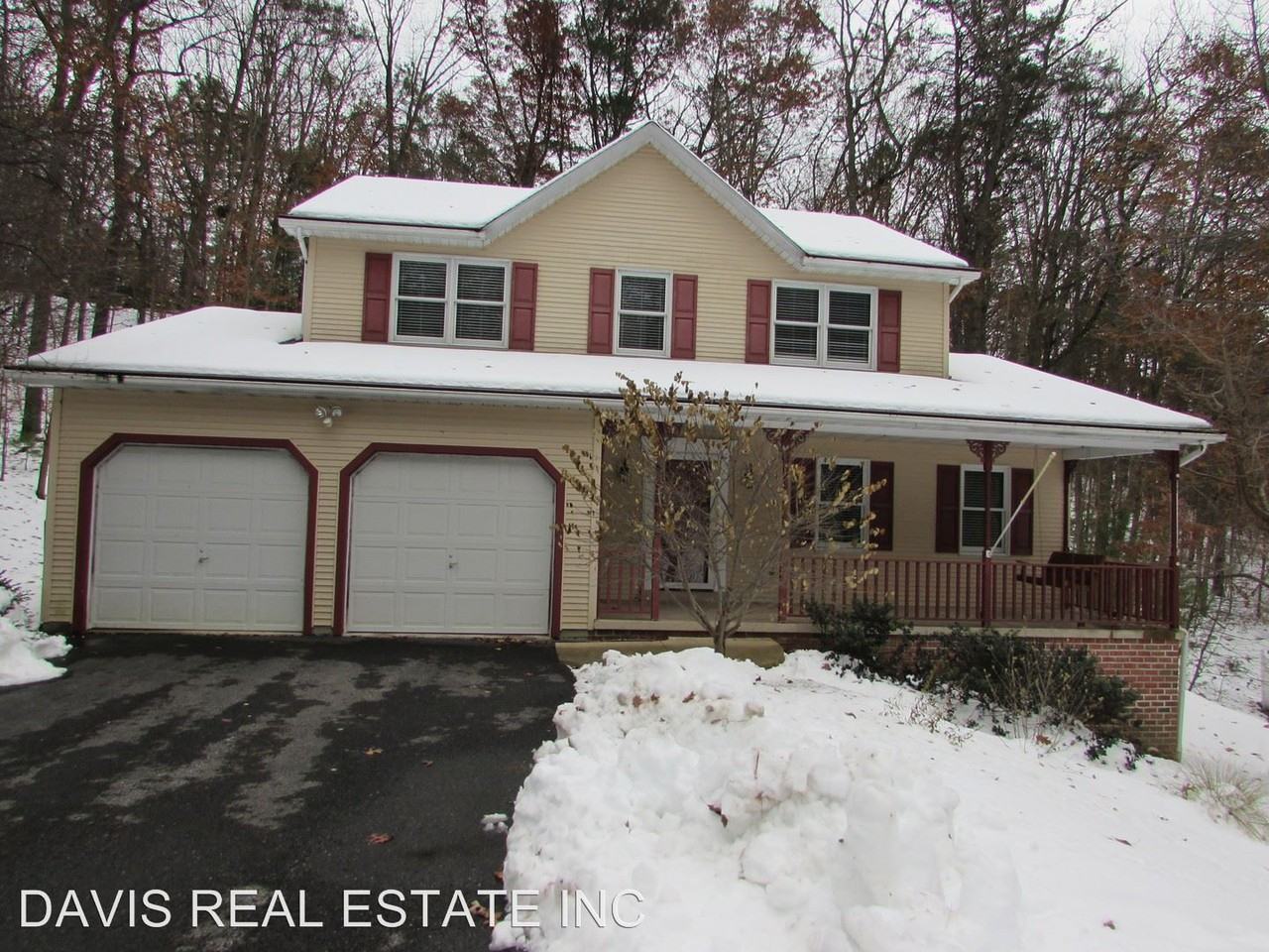 8 Spruce Drive - Photo 2 of 26