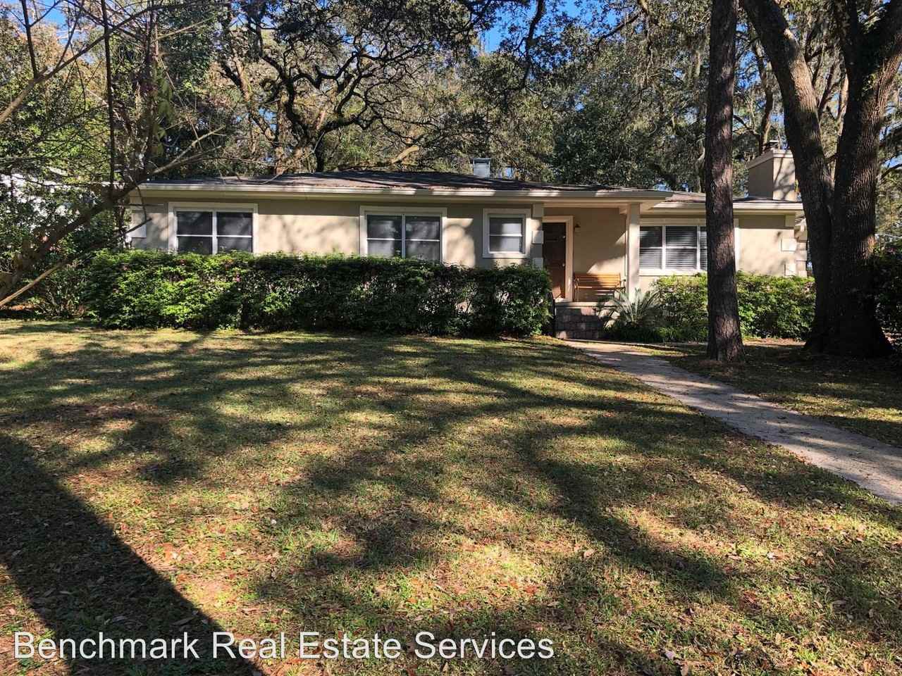 1512 Sunset Lane - Photo 2 of 24