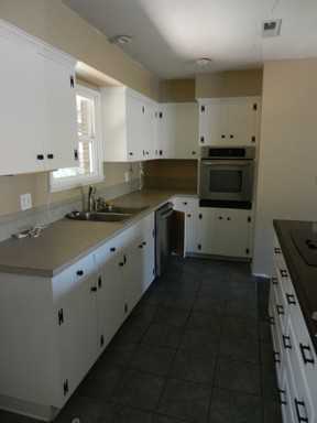 9307 NE Pietz St - Photo 3 of 3