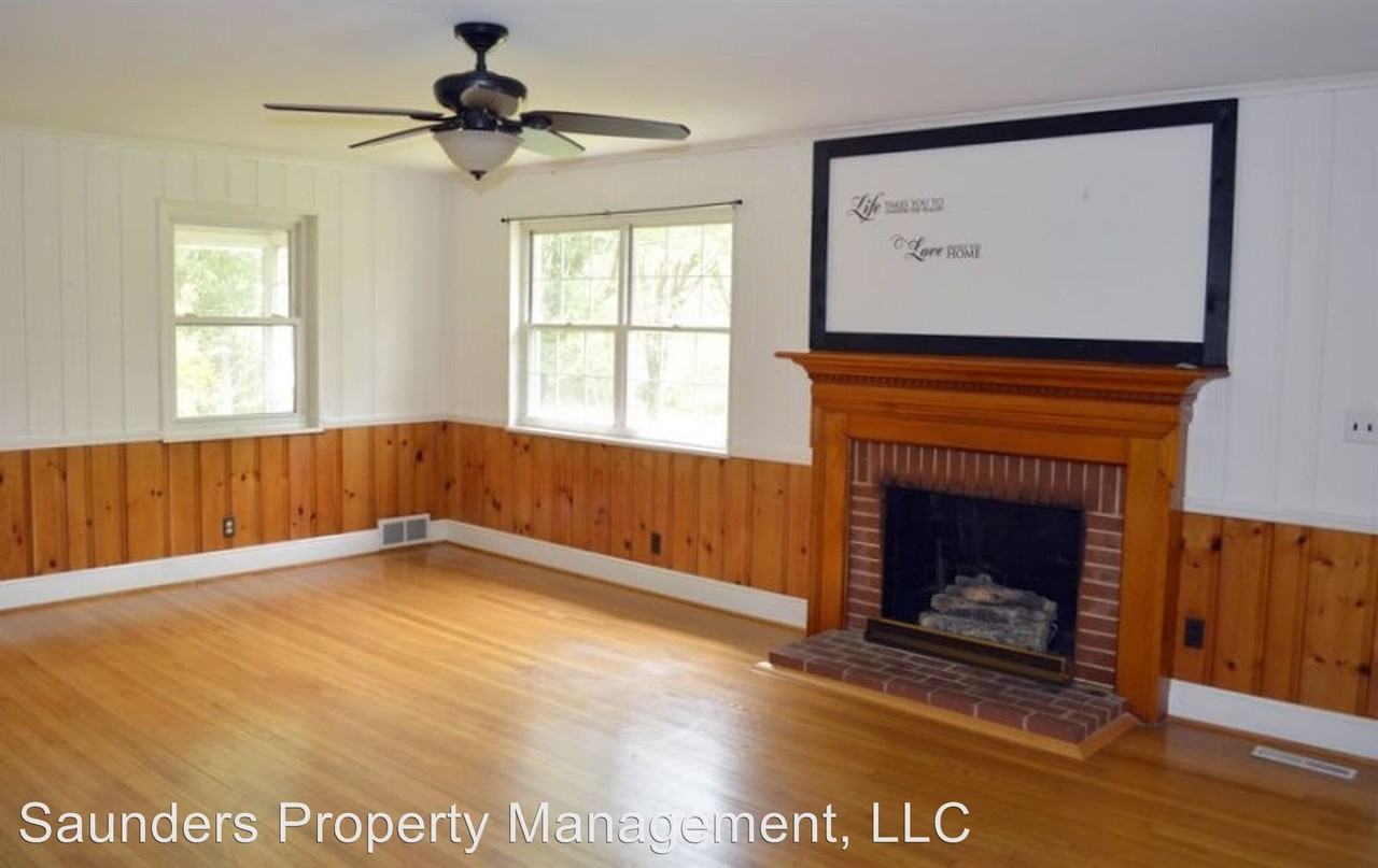 4011 Rolling Hill Dr - Photo 2 of 15