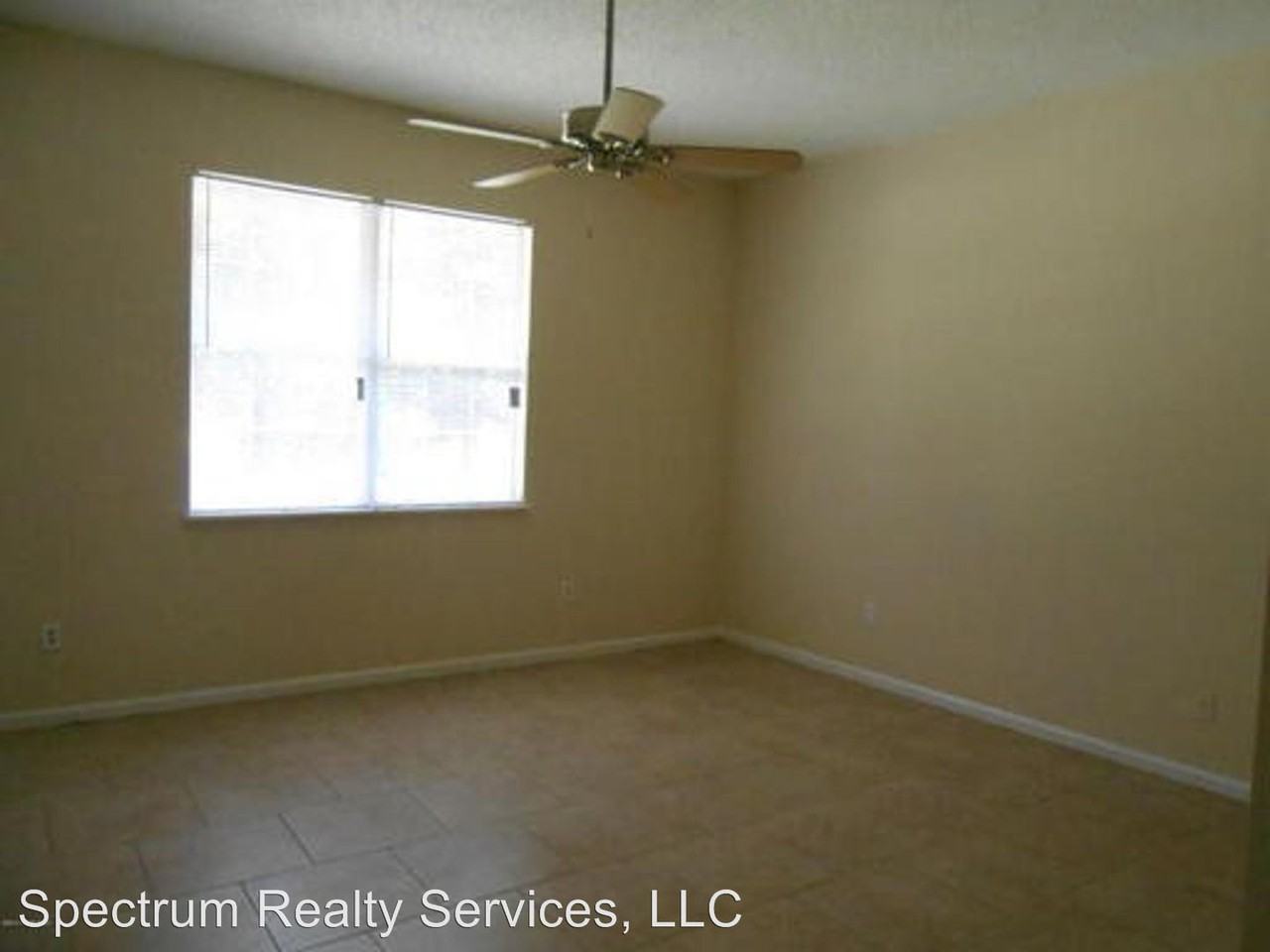 6188 Mercer Cir. W. - Photo 3 of 10