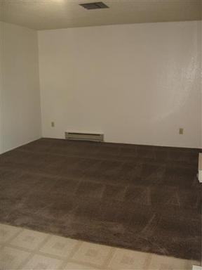 3707 E Blacklidge Dr - Photo 2 of 6