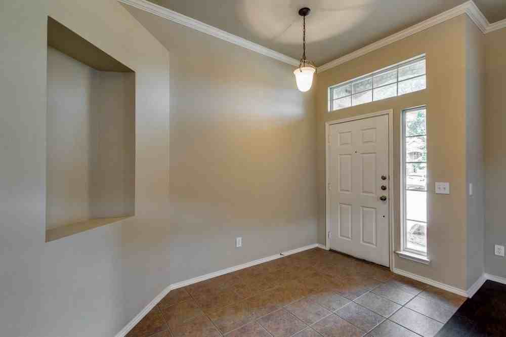 2670 Eganridge Ln - Photo 2 of 17