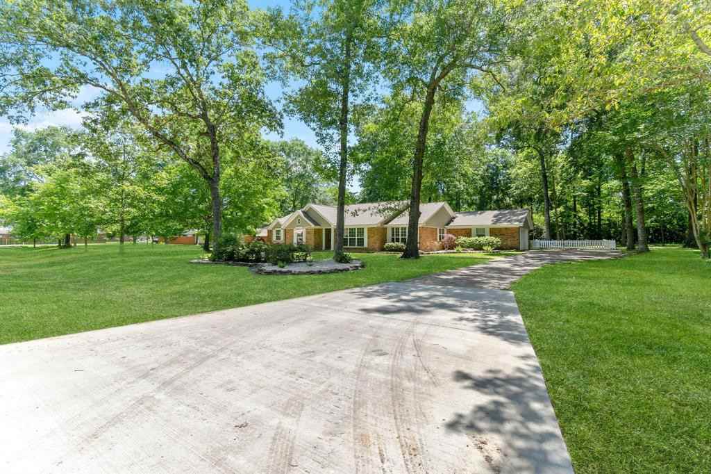 2110 Venus Dr - Photo 2 of 41