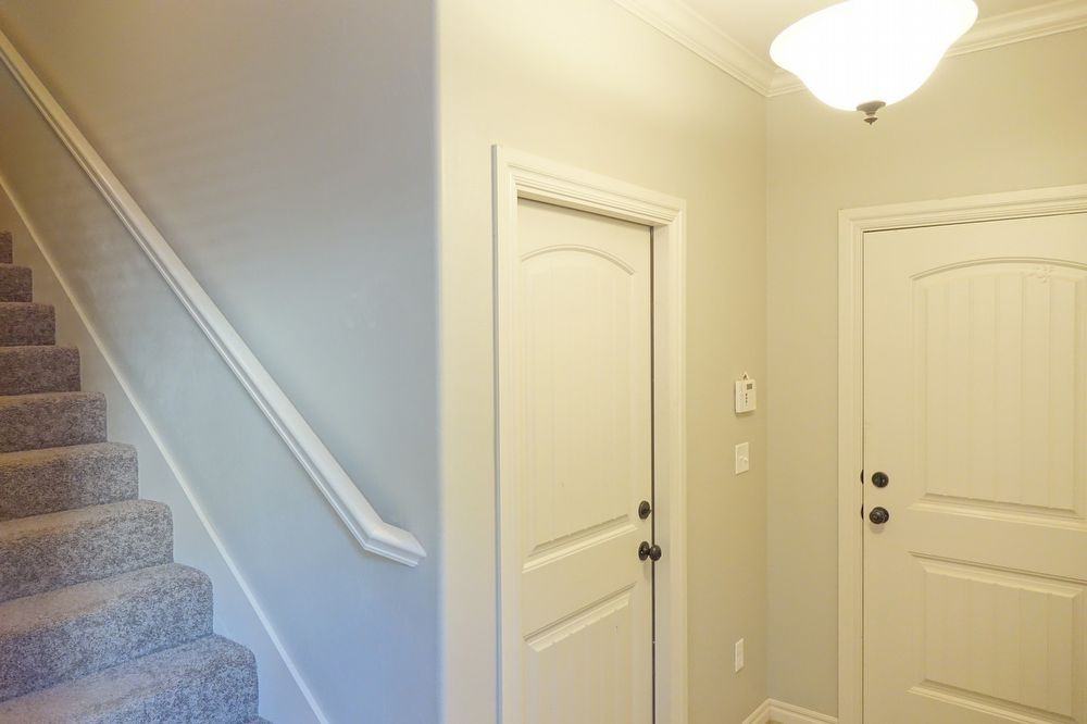 1824 Ne 135th St - Photo 3 of 28
