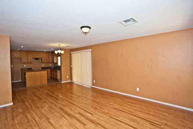 569 Shire Hall Street - Photo 2 of 11