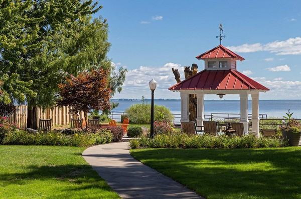 Village Club on Lake St. Clair - Photo 3 of 24