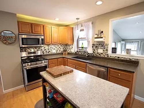 10 Davignon Street - Photo 3 of 7