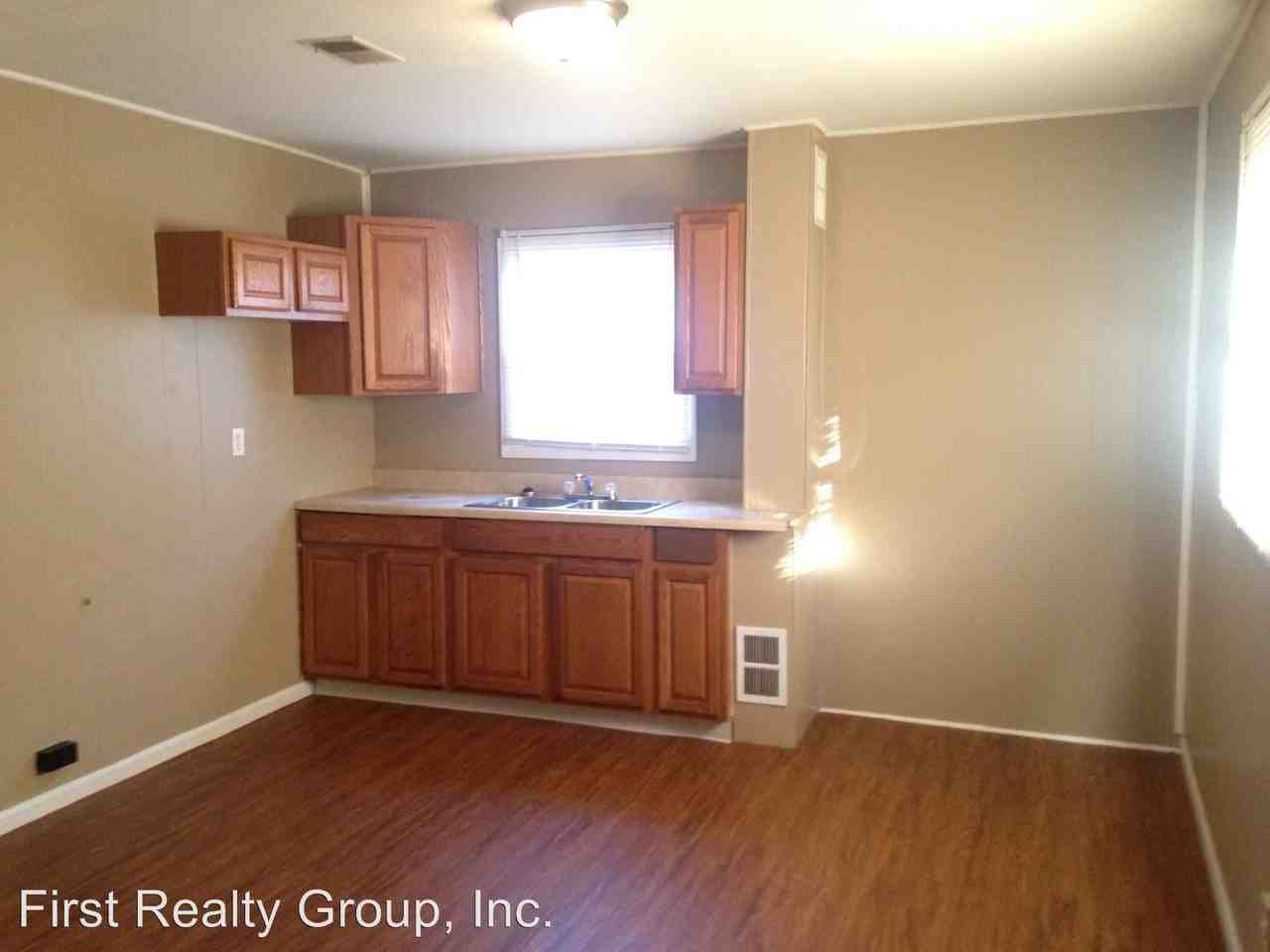 1498 Elaine Street - Photo 2 of 7