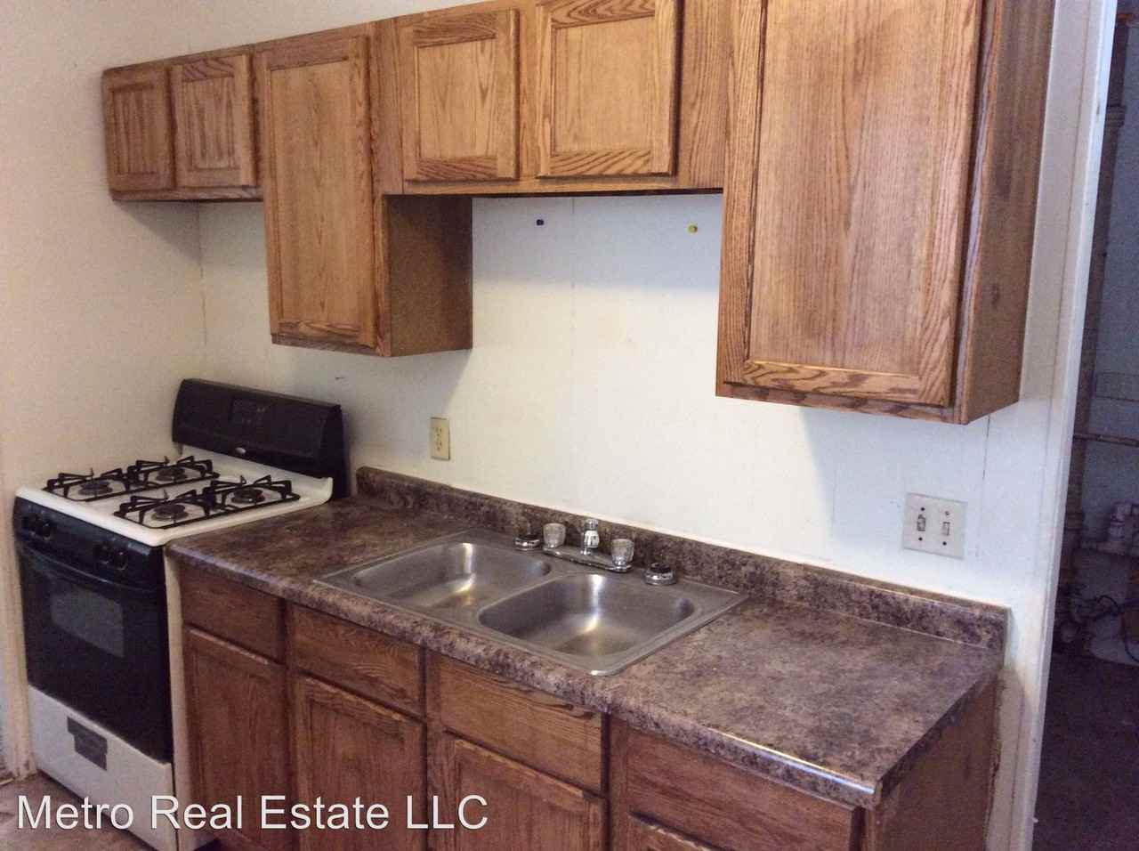 5220 Bowser Ave - Photo 3 of 4