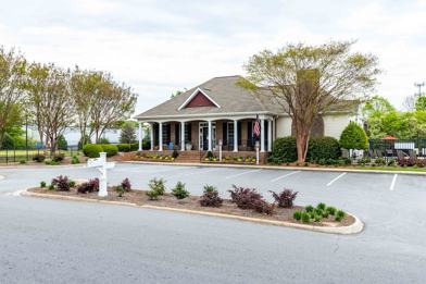 Estates at Bellwood Apartments - 7 Southpointe Dr, Greenville, SC 29607