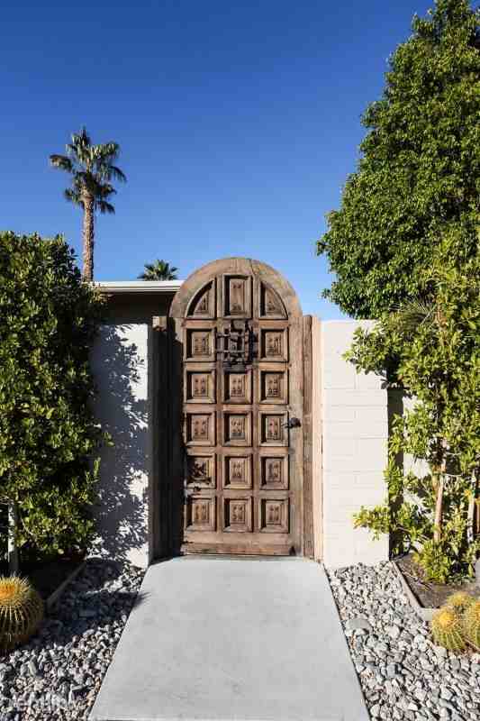 600 N Plaza Amigo - Photo 3 of 31