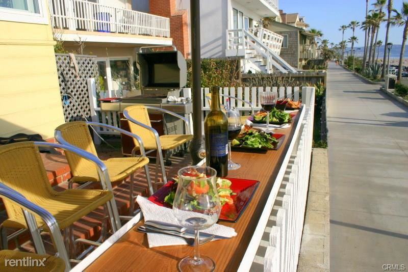 4210 The Strand - Photo 3 of 13