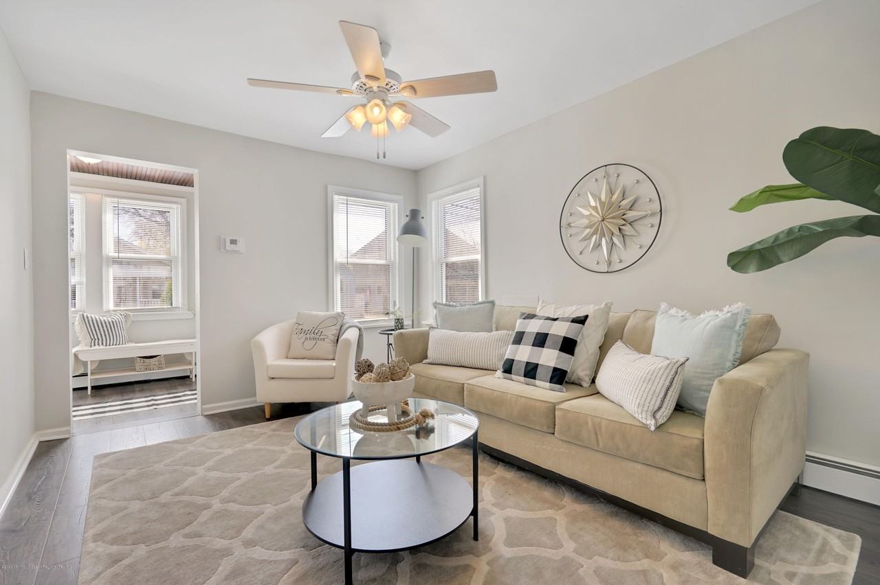 41 Pacific Ave - Photo 3 of 22