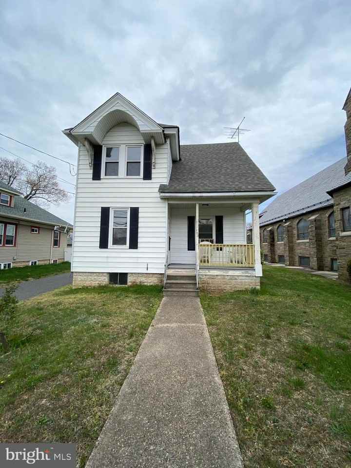 102 Catawba Ave, Newfield, NJ 08344 3 Bedroom House for 1,600/month