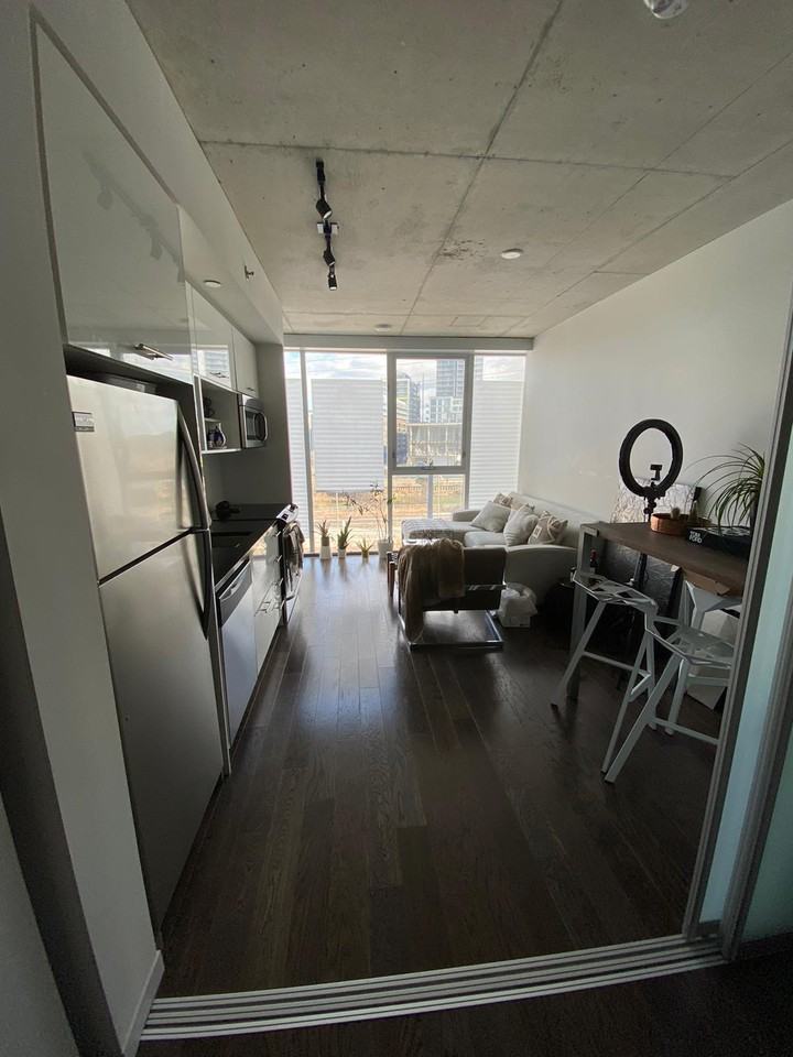 32 Trolley Crescent #403 - Photo 7 of 12