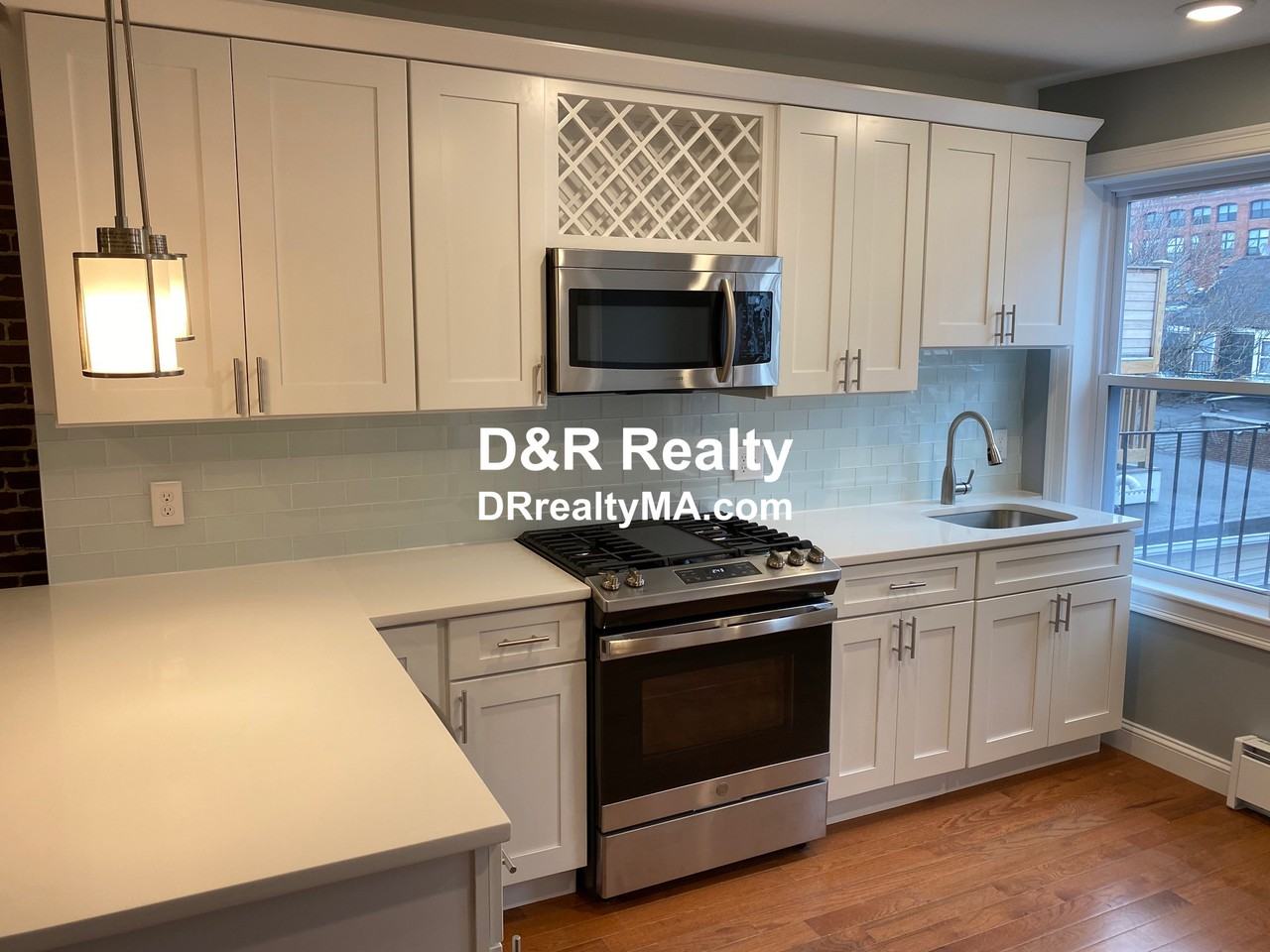 30 Chelsea Street 3 - Photo 3 of 18