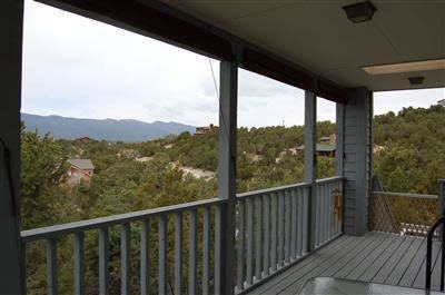 40 Campo Rd - Photo 3 of 23