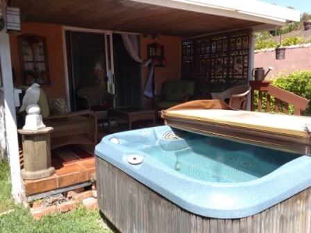 945 Moana Dr - Photo 2 of 10