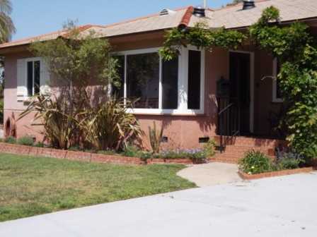 945 Moana Dr - Photo 3 of 10