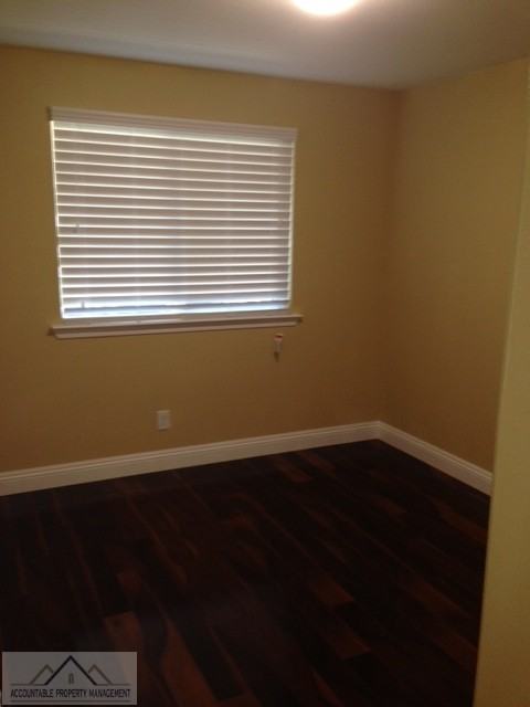 23519 Stonewall Ave - Photo 2 of 14