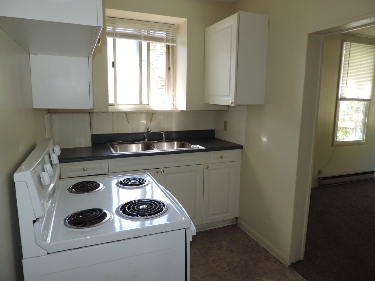1003 St Joseph Dr #3CHURCHST - Photo 2 of 4