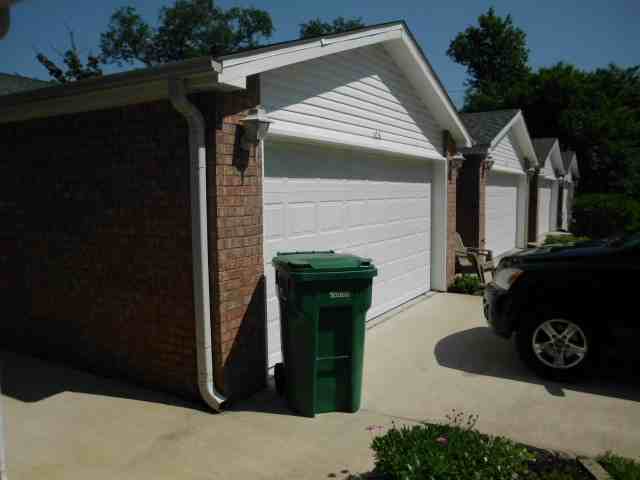 106 Andalusia St - Photo 2 of 25