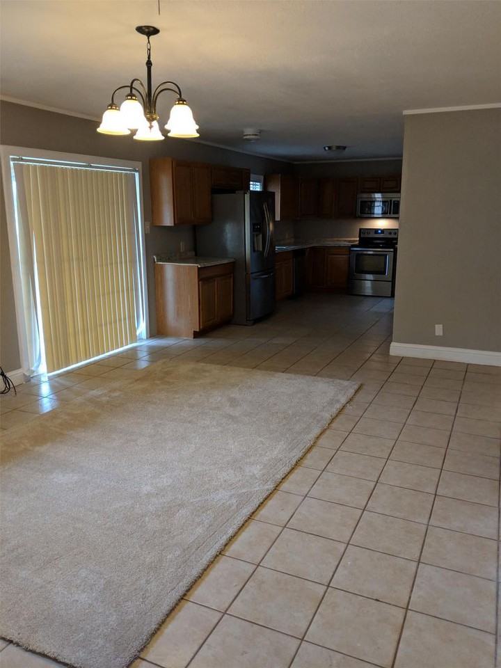 5295 Oriole Drive - Photo 2 of 16