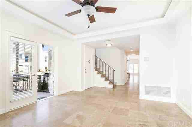 121 22nd St - Photo 2 of 19