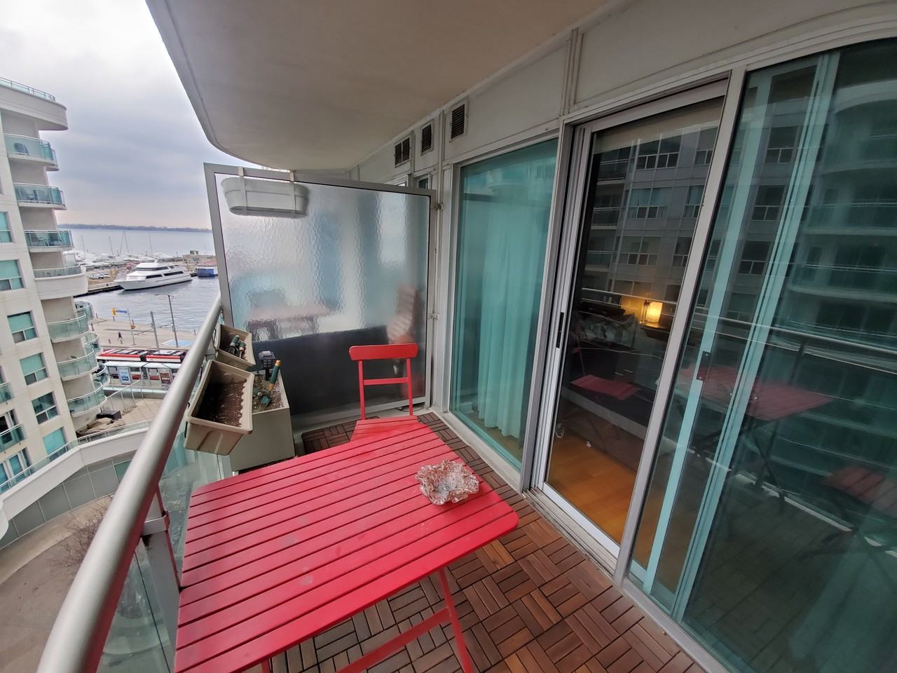 600 Queens Quay West 600 Queens Quay West