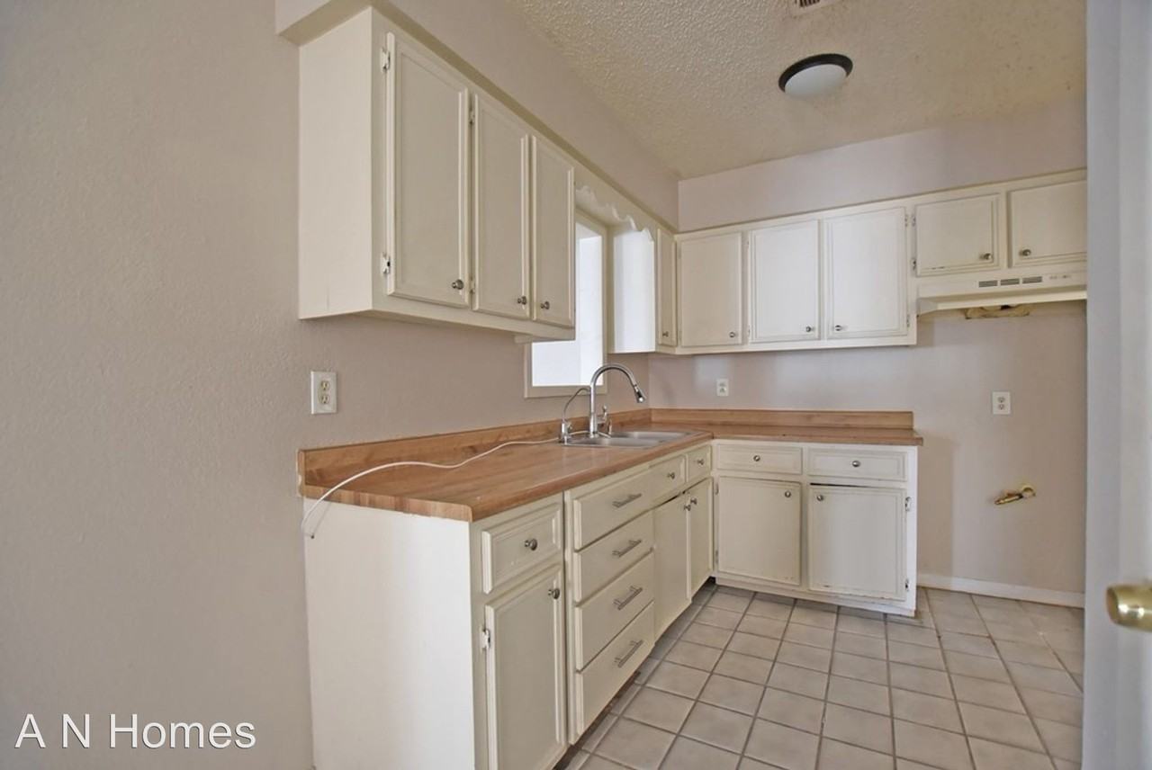 4606 Kiowa Dr - Photo 3 of 11