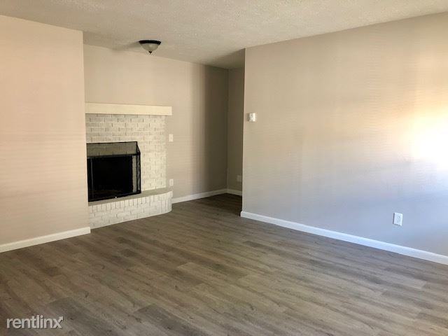 40 E Fir St - Photo 3 of 7