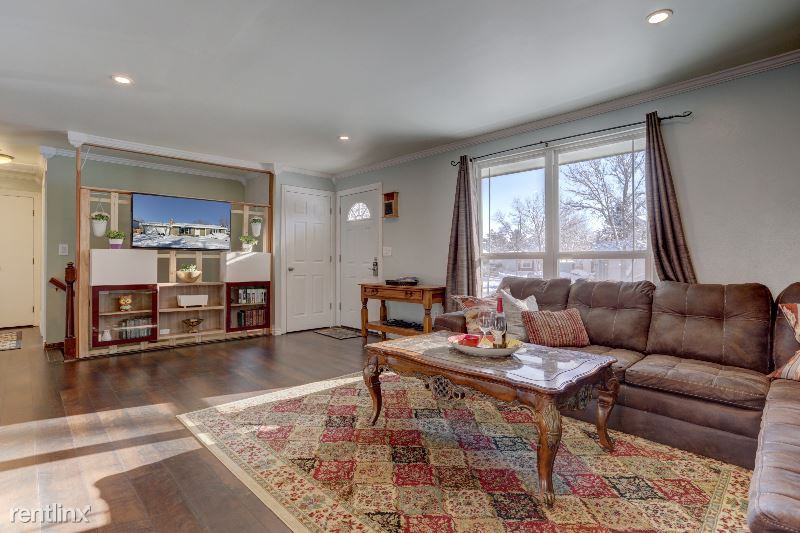 8605 W Teton Ave - Photo 3 of 15