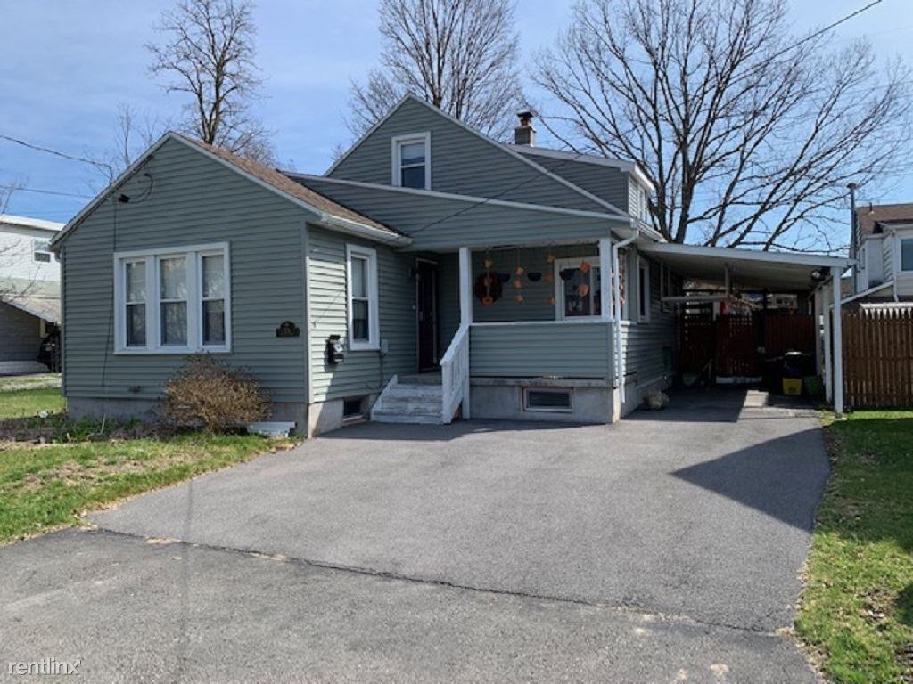 326 Arthur Ave, Johnson City, NY 13790 3 Bedroom House for Rent for