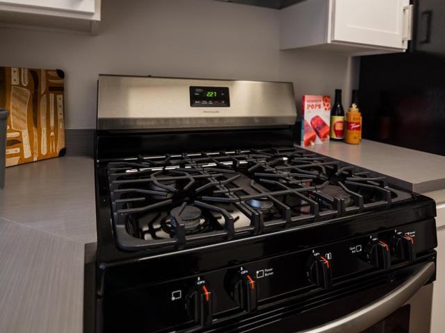 335 Woodlake Dr - Photo 4 of 15