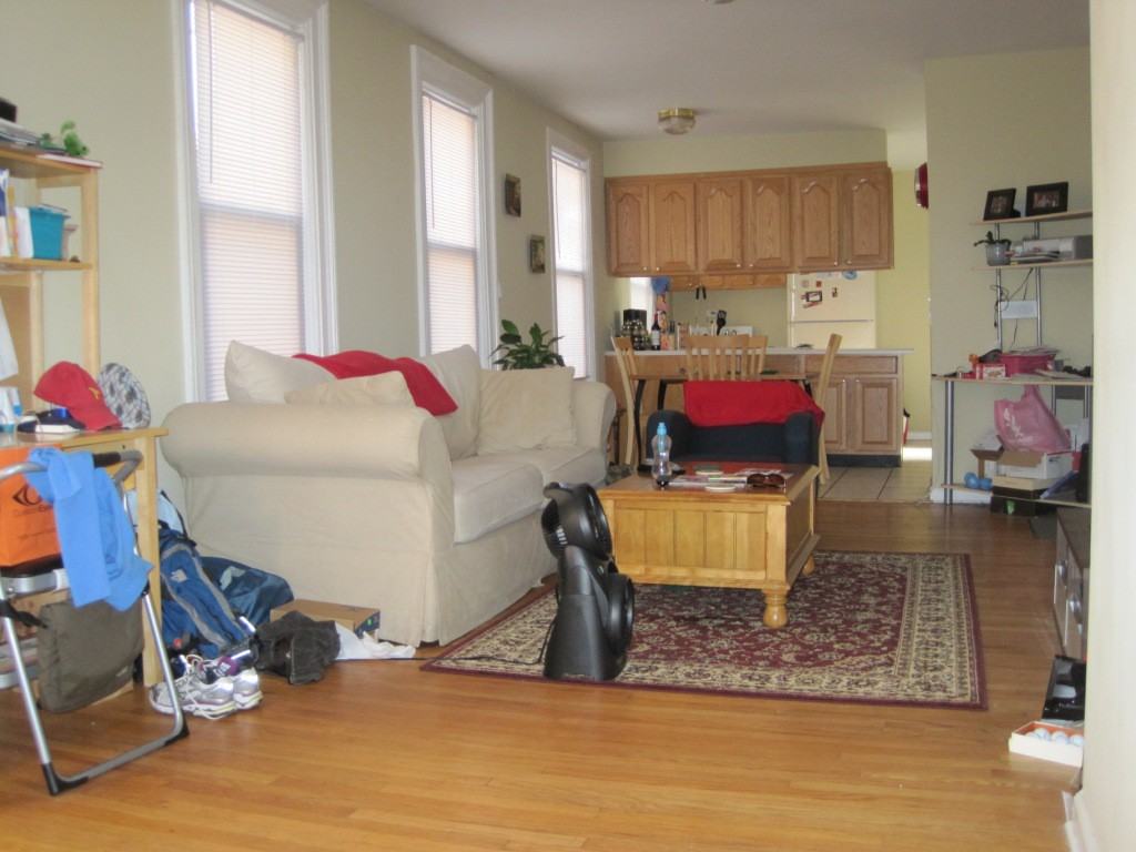 1107 W George St - Photo 2 of 7