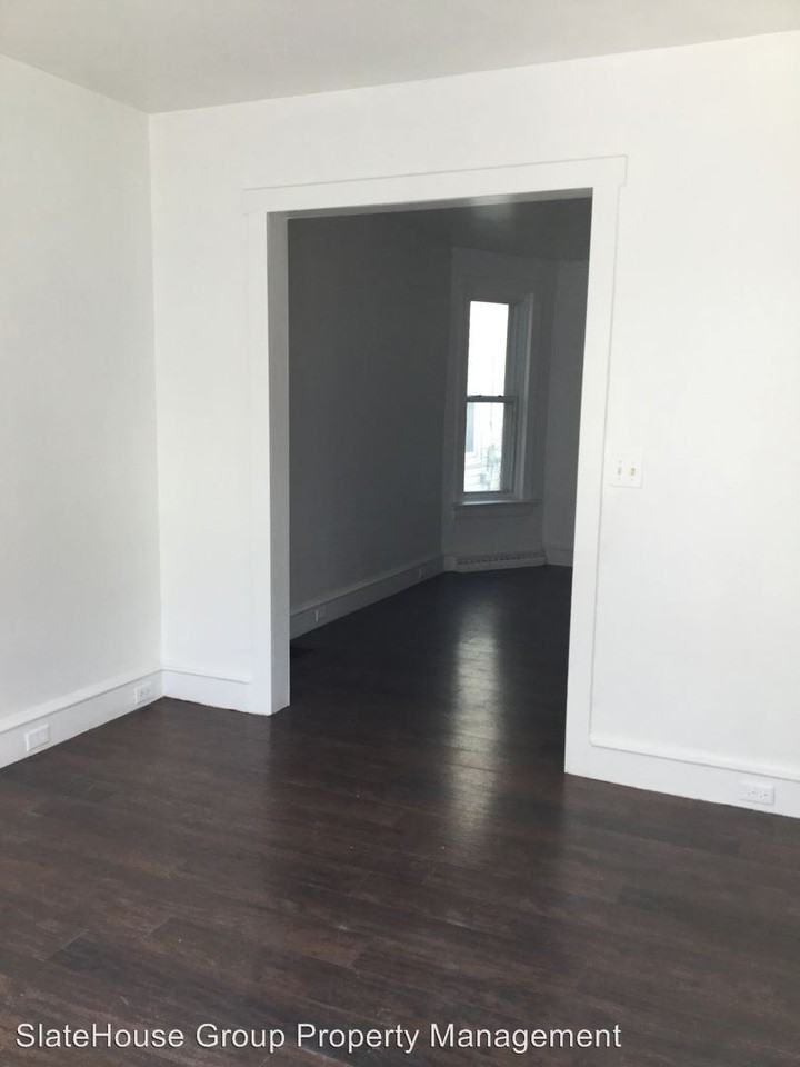 356 Linden St - Photo 2 of 11