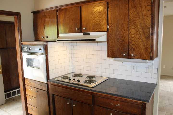 7520 Northwest 28th Street - Photo 5 of 14