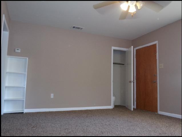 211 W I Ave - Photo 3 of 9