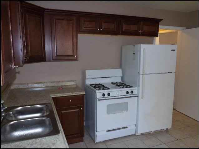 211 W I Ave - Photo 6 of 9