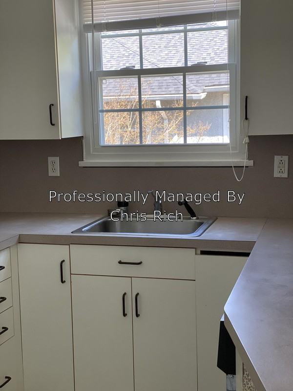 3811B 3811b Hawthorne Ave. - Photo 2 of 23