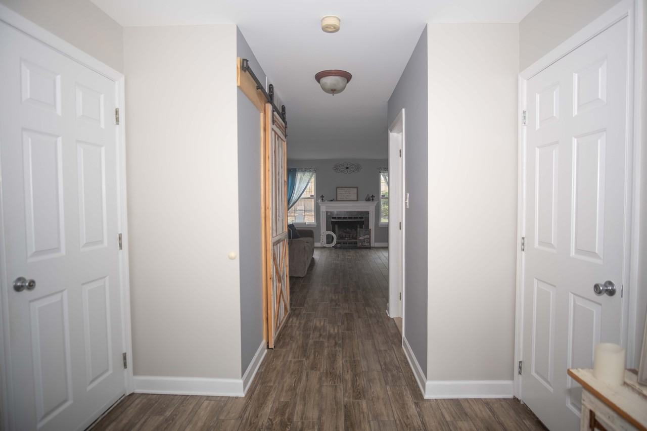 124 Dogwood Dr - Photo 3 of 23