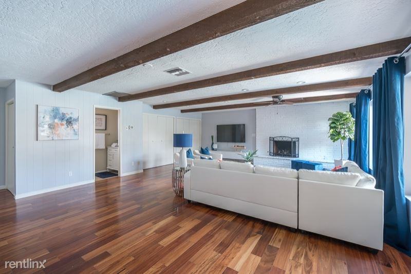 8520 E Turney Ave - Photo 3 of 23