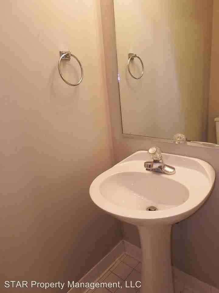 5245 Downing Rd - Photo 2 of 32