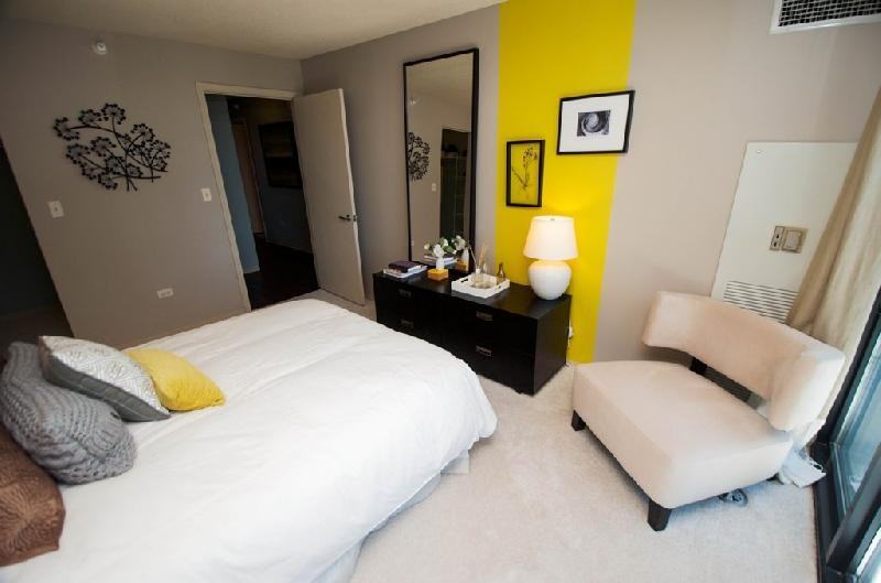 222 N Columbus Dr #1353