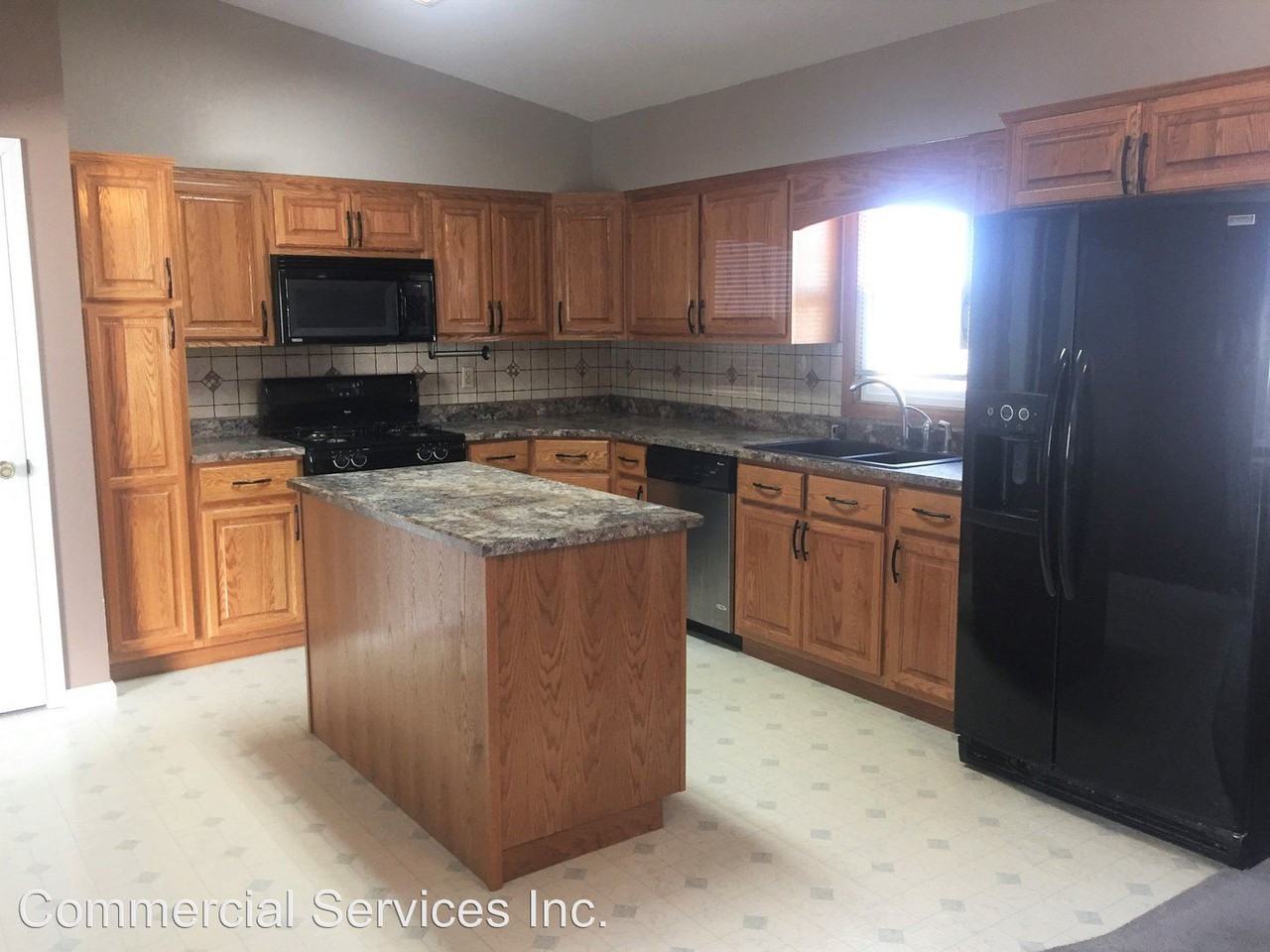 5131 S. Center - Photo 2 of 9