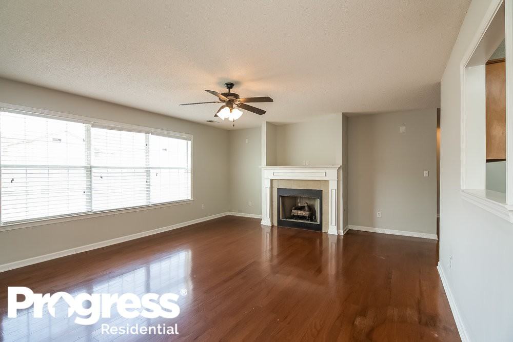 1851 Timber Way N - Photo 2 of 15