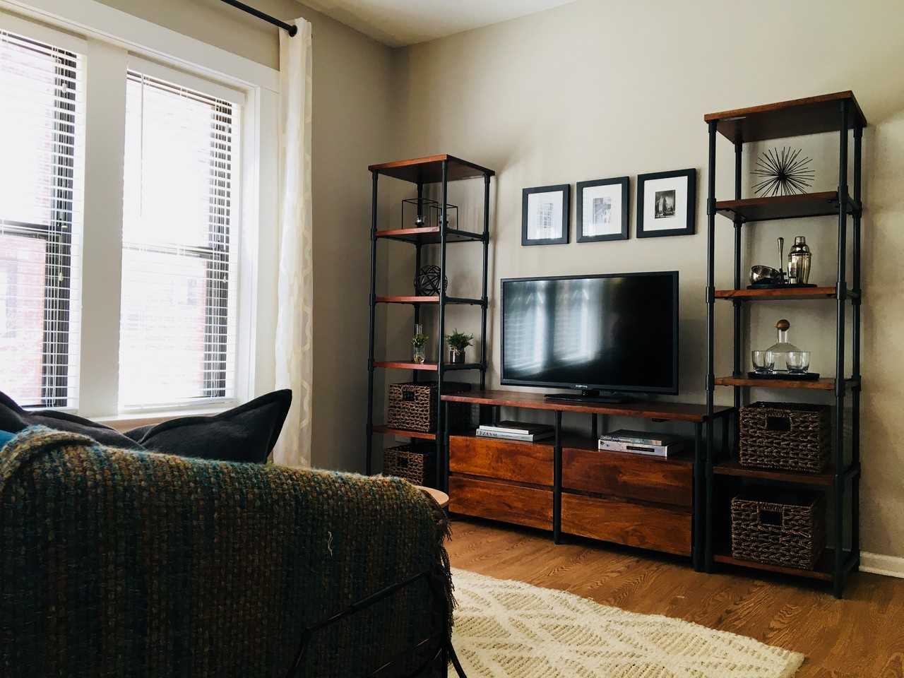 The Maynard at Elaine Place Apartments - Photo 6 of 8