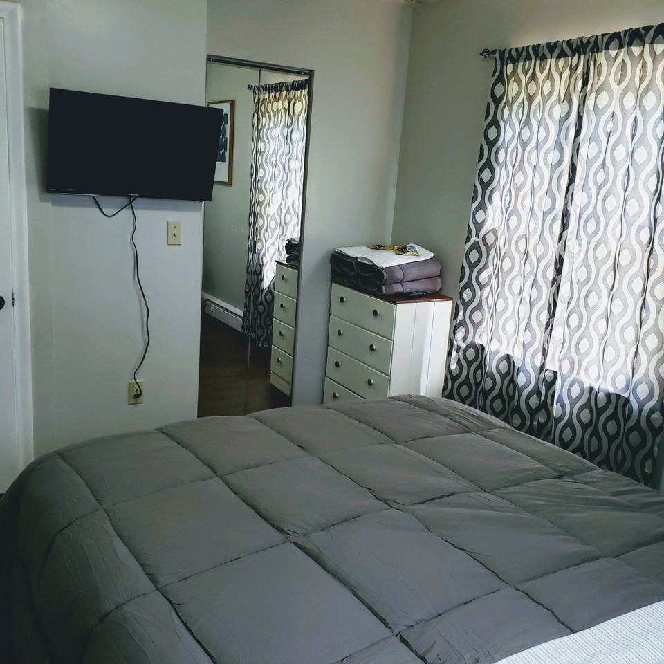 2754 Northeast Benjamin Street - Photo 2 of 13