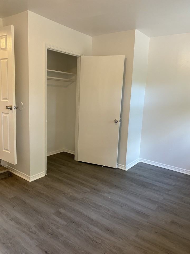 50 Mileham Drive - Photo 3 of 14
